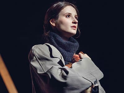 Спектакль "Вечно живые" - Спектакли Спектакль "Вечно живые" - Спектакли