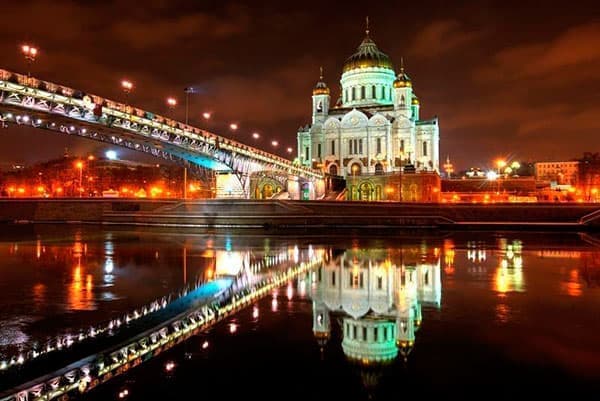 Майские праздники на теплоходе Майские праздники на теплоходе