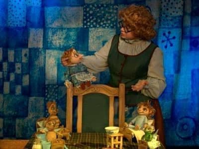 Спектакль "Сказки из разных карманов" - Спектакли Спектакль "Сказки из разных карманов" - Спектакли