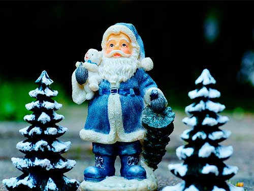 Спектакль "Жаркое происшествие в новогоднем лесу" - Новогодние елки Спектакль "Жаркое происшествие в новогоднем лесу" - Новогодние елки