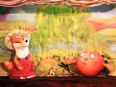 Спектакль "Тетушка Луша и колобок Ванюша" - Спектакли Спектакль "Тетушка Луша и колобок Ванюша" - Спектакли