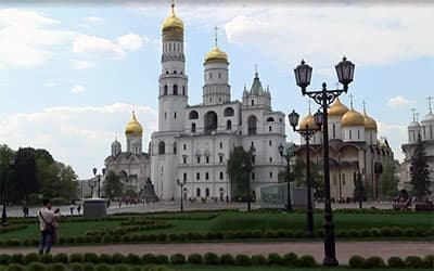 На территории Кремля открылся новый парк На территории Кремля открылся новый парк