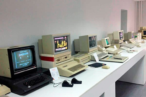 Музей техники Apple Музей техники Apple