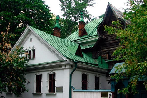 Дом-музей В.М.Васнецова Дом-музей В.М.Васнецова