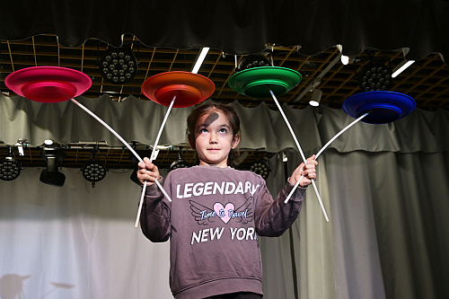 Новогодний цирк на ВДНХ - Ёлки для детей в Москве Новогодний цирк на ВДНХ - Новогодние елки 2026