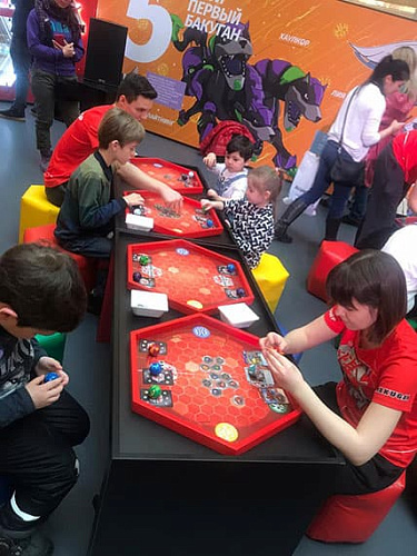 Битва БАКУГАН В ЦДМ на Лубянке! - Архив Битва БАКУГАН В ЦДМ на Лубянке! - Архив