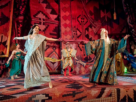 Спектакль "Калиф-аист" - Новогодние елки Спектакль "Калиф-аист" - Новогодние елки